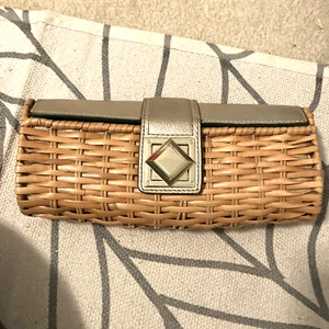 Pochette Michael Kors in pelle intrecciata di vimini - Foto 1 di 8