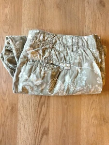 Bandolinoblu Grey/ Green Color With Floral Size 6 - Picture 1 of 5