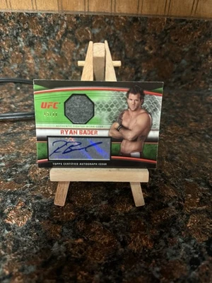 2010 Topps UFC Knockout Ryan Bader Auto Fighter Relic Green #/88 - Image 1 of 2