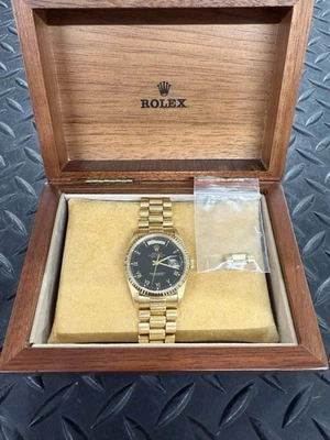 Rolex Day-Date 18238 President 18k Gold 36mm Watch Black Roman Dial-Fluted Bezel - Image 1 of 4