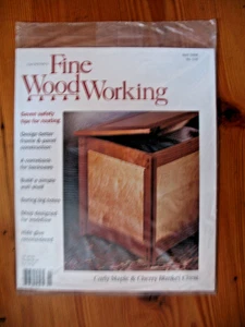 FINE WOODWORKING  April 1998    No.129 - Bild 1 von 1