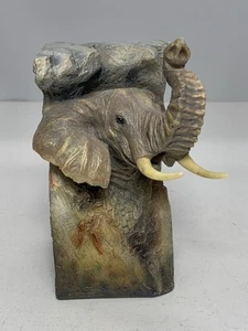 Escultura de elefante MCSI 2007 Mill Creek Studios 4,25 pulgadas firmada D.Morales 2006 - Imagen 1 de 7