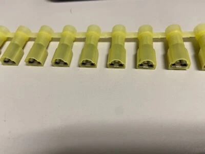 10-12 GAUGE 100 PCS NYLON FULLY INSULATED QUICK DISCONNECT FEMALE .250 MOLEX - Image 1 of 2