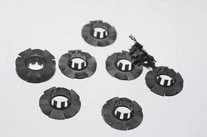 2x Klein-Kühlkörper von CTS Typ TXBF-032-025B, Transistor Gehäuse TO-5, NOS - Picture 1 of 1
