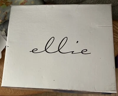 NUEVO EN CAJA Sexy Botas de Combate de Cuero Sintético con Cordones Media Pantorrilla Hasta la Rodilla Tacón Medio Foto 1 de 4