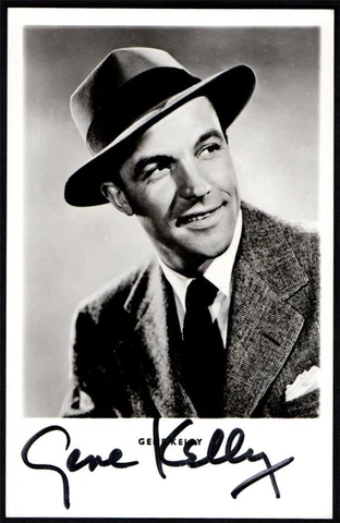 AUTOGRAPH.GENE KELLY..SIGNED IN BLACK FELT  PEN.. ORIGINAL REAL PHOTO POSTCARD Cover