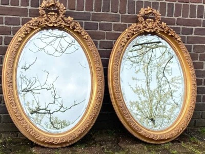 Mirrors - Pair of French Louis XVI Giltwood Rococo Wall Mirrors with Floral - Image 1 of 4