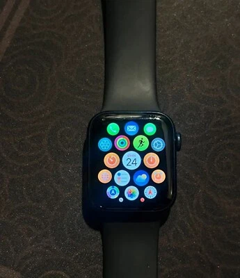 apple watch serie 6 44mm - Immagine 1 di 4
