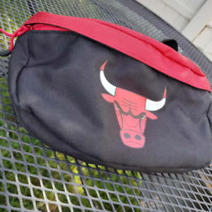Chicago Bulls Sporty Fanny Pack
