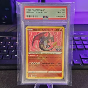 Pokémon Go #011 Radiant Charizard 2022 PSA 10 - Imagen 1 de 4