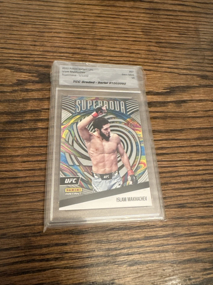 2022 Panini Instant UFC Ислам Махачев SUPERNOVA 1/1232 SP легкий вес #S7 - Изображение 1 из 1