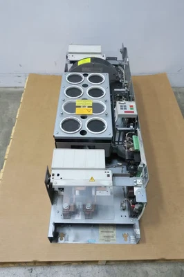 Siemens 6SE7031-8TF60 Simovert Vc Dc Inverter 510-650v-dc 186a Amp 0-380/480v-ac Foto 1 de 4