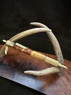 Bolígrafo de yunque EDC torneado a mano acabado de latón con madera Amboyna Burl Foto 1 de 4
