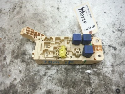 1998 LEXUS LS400 A/T UNDER DASH FUSE BOX OEM 1996 1997 1999 2000  - Image 1 of 4