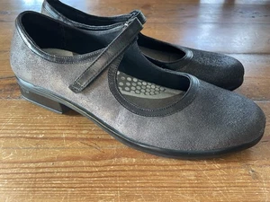 Zapatos metálicos NAOT Fantasma para mujer (9,5) EU 41 Mary Jane plateados/grises - Imagen 1 de 9