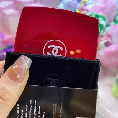 Chanel Mirror Duo Compact Double Facette Bridesmaid Gift Red - Image 1 of 4
