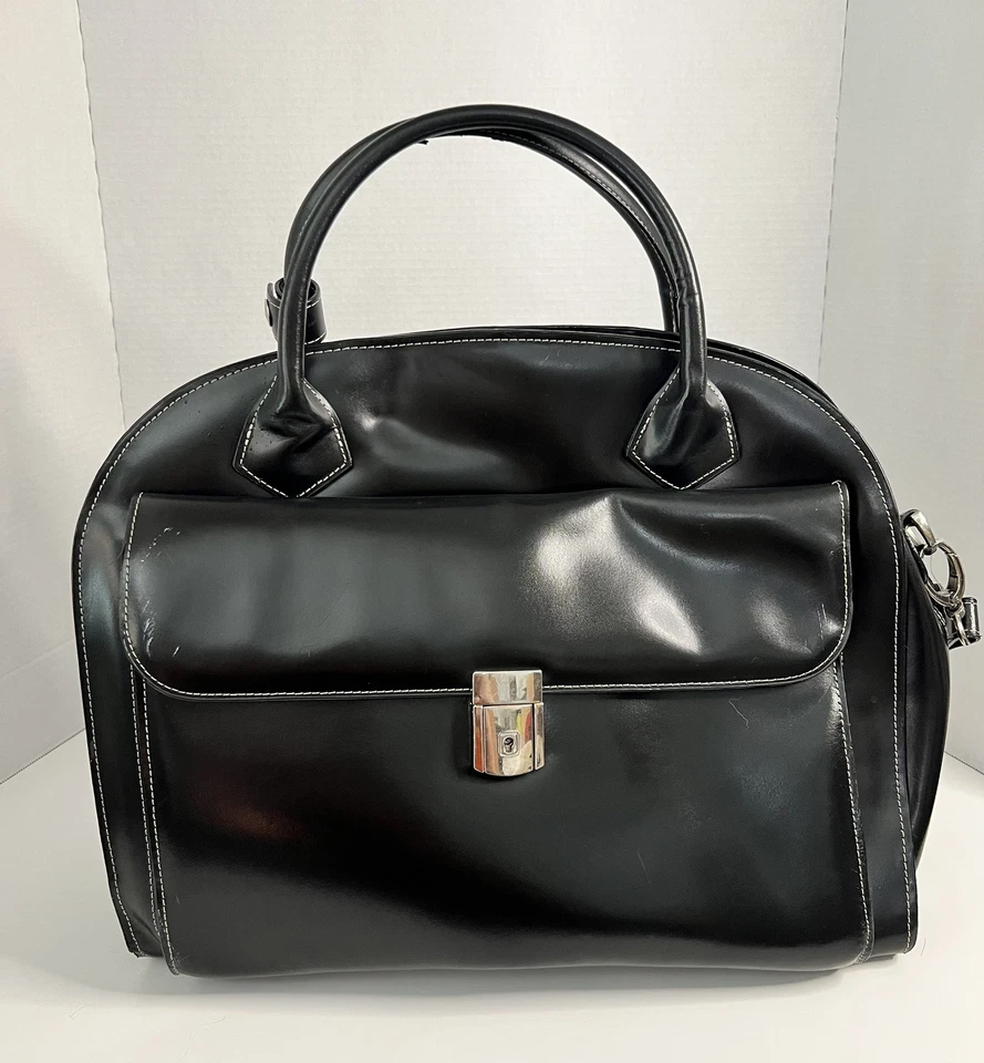 Bolso McKlein de cuero negro con correa para el hombro y asas Foto 1 de 4