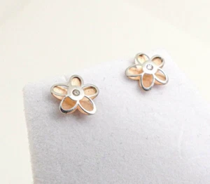 9ct Gold Diamond Earrings Rose & White Stud Daisy Flower 7mm with gift box - Picture 1 of 6