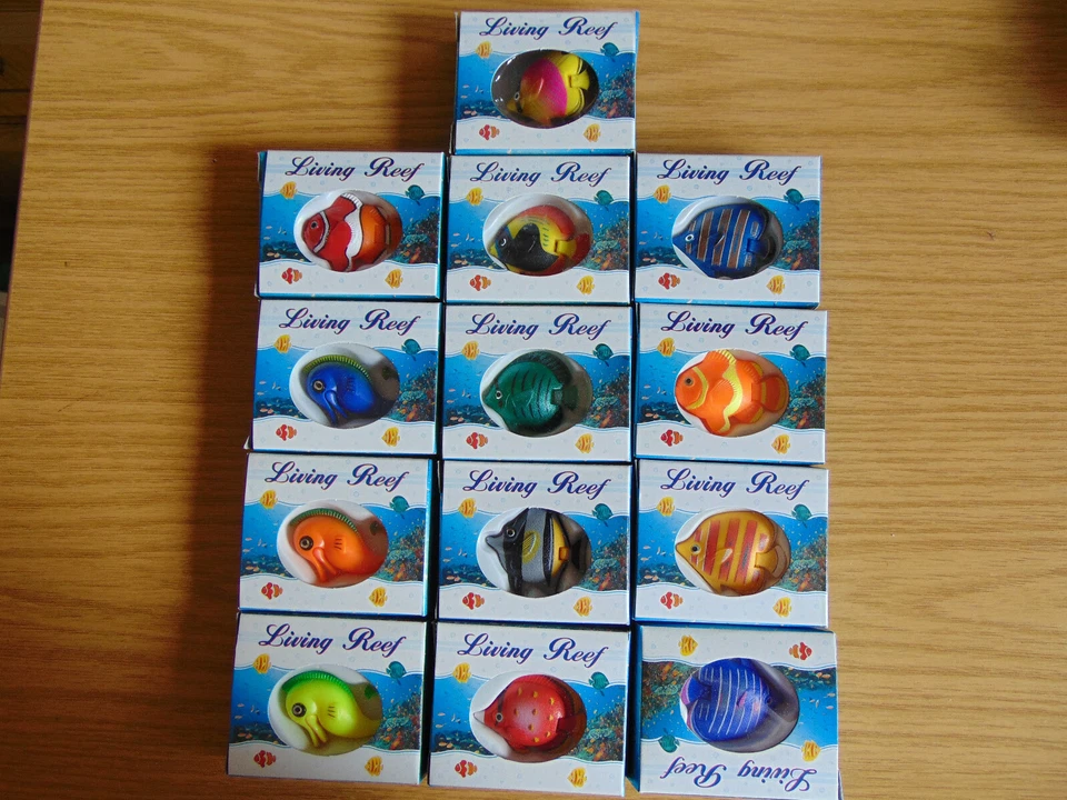 Maritime Streu-Deko tropische Deko-Fische je ca. 3-4 x 3 cm aus Kunstoff - Bild 1 von 1