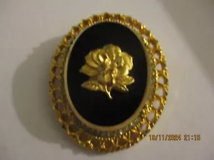 Vintage CELEBRITY BLACK GOLD Rose Flower Cameo Brooch - Picture 1 of 2