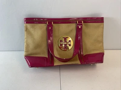 Bolso de Mano Grande Tory Burch Paja Saddle Jane Rosa Charol Logo Playa Foto 1 de 4
