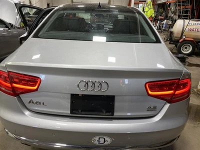 TRUNK LID Audi A8 S8 2011 11 2012 12 2013 13 2014 14 Silver 1426877 Foto 1 de 4