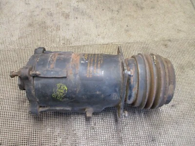 1965-67 Oldsmobile Cutlass 442 F85 98 Delta 88 Starfire A/C Compressor 6555302 - Imagem 1 de 4