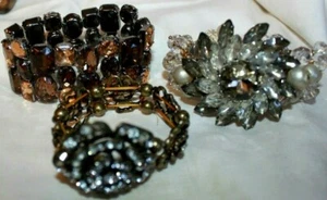 LOT OF 3 faux crystal stretch bracelets - fancy dress bracelets - Picture 1 of 5