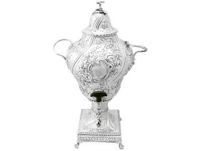 Samovar antiguo estilo regencia estilo plata esterlina  Foto 1 de 4
