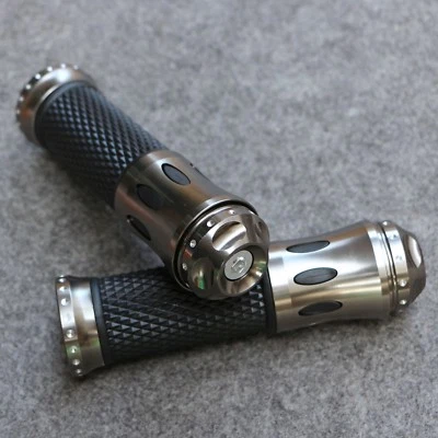 Empuñaduras de manillar de 7/8" aptas para CBR1000RR CBR600RR CBR900RR CBR919/929/954 Foto 1 de 4