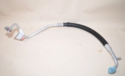 Manguera de línea de succión de aire acondicionado original Ford Explorer 2011-2019 OEM BB5Z19867E Foto 1 de 4