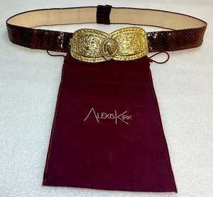 Cintura vintage Alexis Kirk pelle di serpente fibbia leone oro con marsupio 35,5" usura - Foto 1 di 11