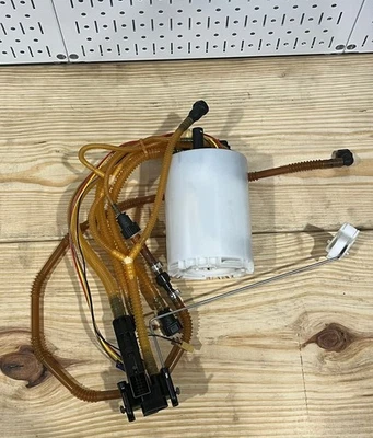 Conjunto de bomba de combustible OEM Porsche para Panamera 2010-16 - 970 620 132 01 Foto 1 de 4