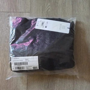 Alo Yoga Cropped Accolade Crewneck Gr. S schwarz  - Bild 1 von 2