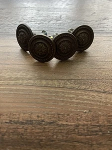 Lot Of 4 Flower Metal Drawer Pulls - Picture 1 of 4
