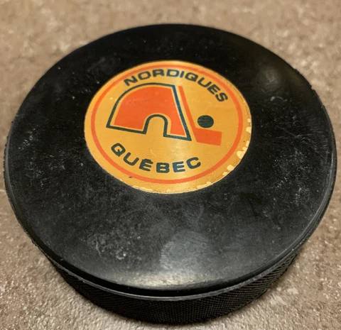 1983 Quebec Nordiques Official Viceroy NHL Game Puck Vintage Cover