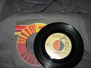 John Denver - How Can I Leave You Again 7" Mint- JH-11036 Vinyl 45 Promo - Imagen 1 de 2