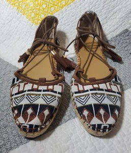 Franco Sarto Flat Espadrille Sandals Ankle Tie Womens Size 9 Tribal Aztec Tassel - Picture 1 of 9