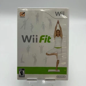 Nintendo Wii Fit nur Spiel mit Karton - gebraucht leichte Kratzer - Bild 1 von 5