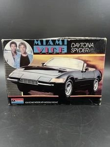 Kit modelo Miami Vice Daytona Spider 1986 monograma - Imagen 1 de 7
