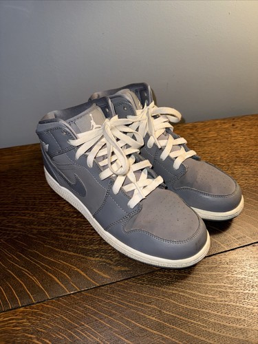Air Jordan 1 Retro Mid Cool Grigio Taglia 6.5 Uomo Giovane