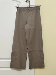 Isaac Mizrahi Petite Stretch Wide-Leg Snap Pants Driftwood 8P A351094 - Picture 1 of 8