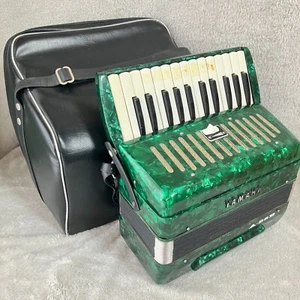YAMAHA Accordion A-25B Green Keyboard 25 With Case. Made in Japan - Picture 1 of 16