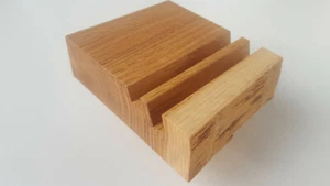 Tablet Halterung Halter Holz Eiche Massiv Klima Naturkante Geschenkidee! Unikat - Bild 1 von 3