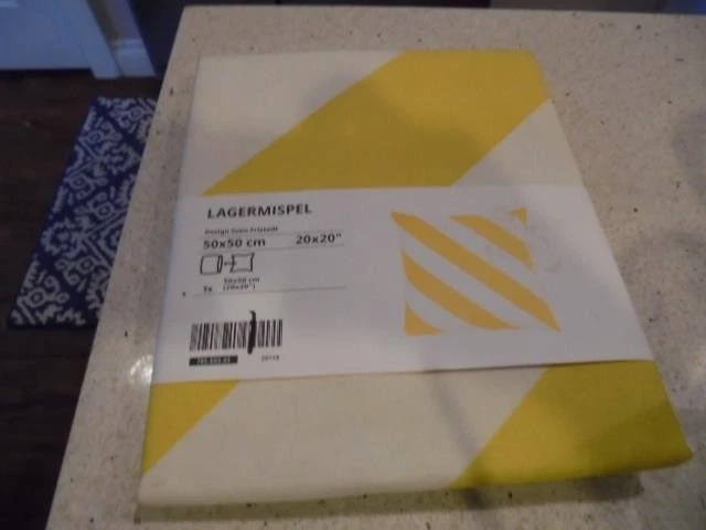 Funda de almohada Ikea amarilla/blanca Lagermispel 20"x20" nueva ¡envío rápido bajo! Foto 1 de 1