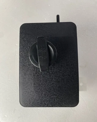 Genuin  Radiator Coolant Reservoir 25430-D4000  for 2016-2020 Kia Optima Foto 1 de 4