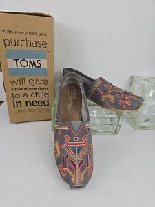 Women's Toms Classic Suede Slip On Shoes Grey w/Multicolor Embroidery Size 7.5 - Picture 1 of 16