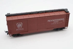 Vintage HO Scale AHM 81-36 Freight PRR Pennsylvania 83247 40 Ft Box Car - Bild 1 von 5