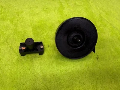 OEM DUAL 505-2 & Others TURNTABLE PLATTER PLASTIC BASE W/ SPINDLE ONLY SEE PICS - Image 1 of 4