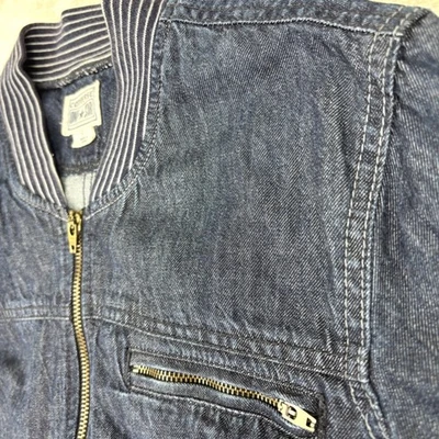Jaqueta jeans Converse One Star Varsity com zíper bolsos azul feminina tamanho G - Imagem 1 de 4